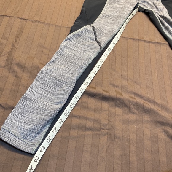Lululemon workout pants - Picture 8 of 9